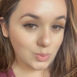 Meet your Posher, Adriana